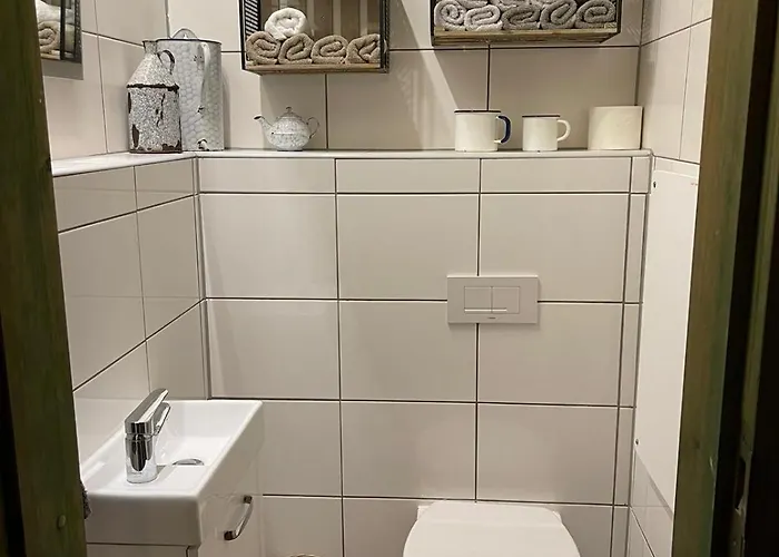 Romantischer Zirkuswagen Kemp *